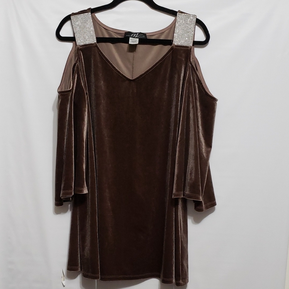 MIDNIGHT VELVET Elegant Brown Velvet Cold Shoulder Rhinestone Bell Sleeve Tunic